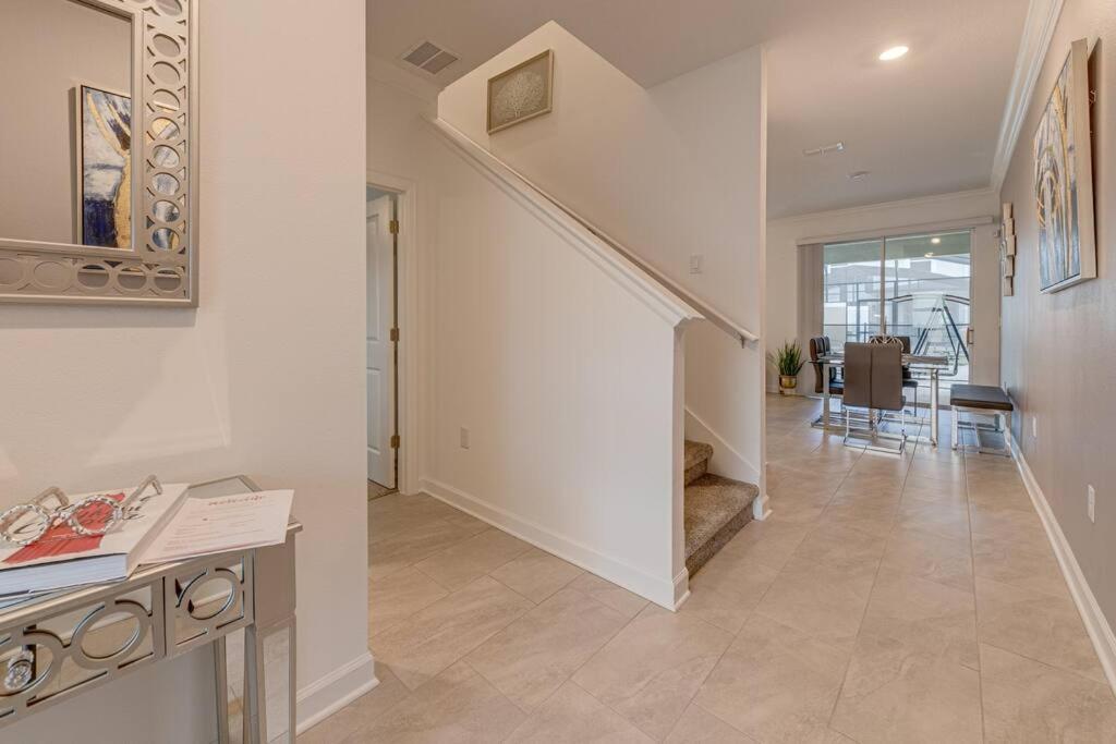 Newly Listed Townhouse Storey Lake, Free Waterpark Киссимми Экстерьер фото