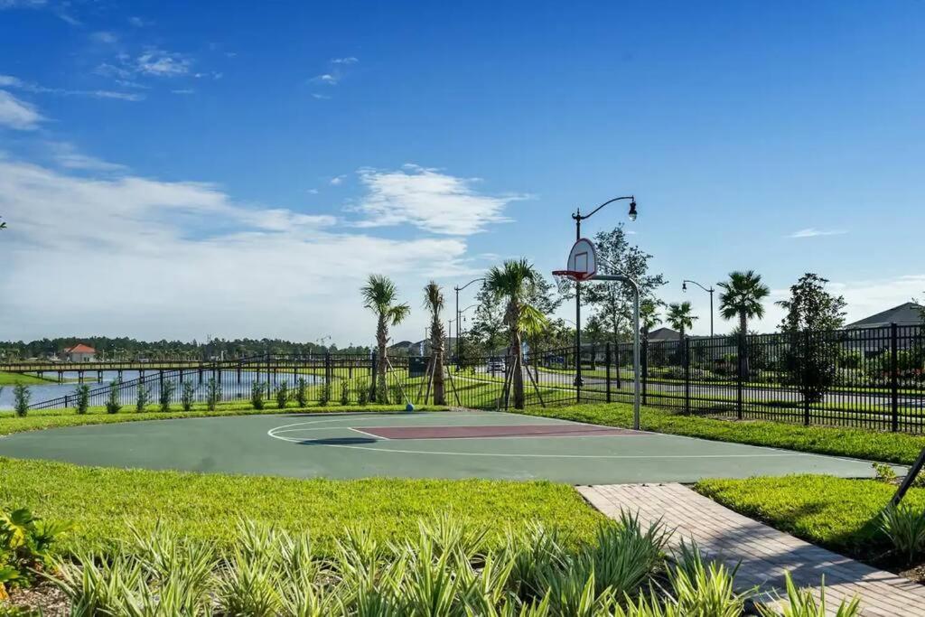 Newly Listed Townhouse Storey Lake, Free Waterpark Киссимми Экстерьер фото