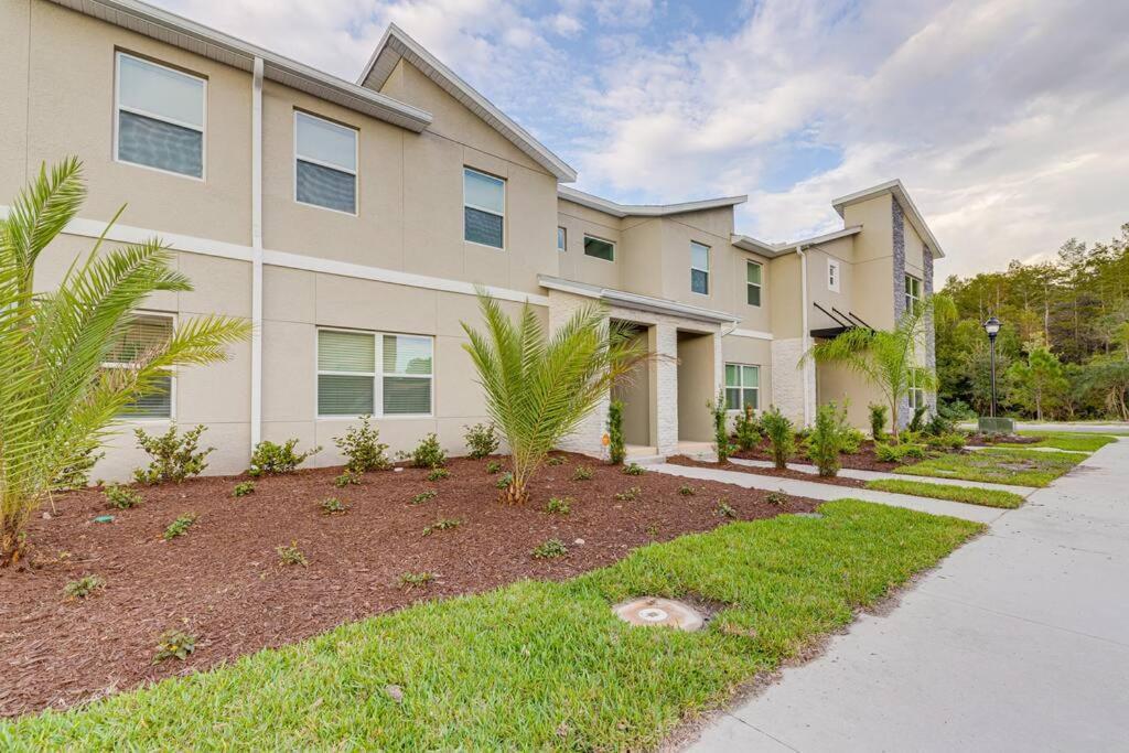 Newly Listed Townhouse Storey Lake, Free Waterpark Киссимми Экстерьер фото